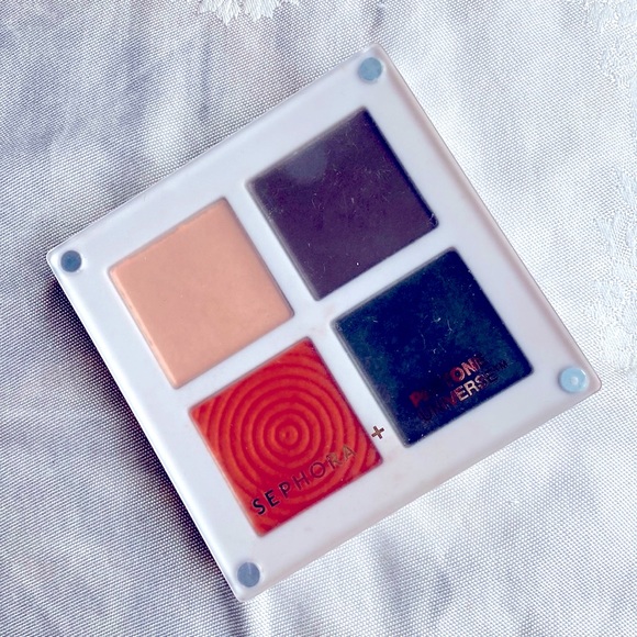 NWOT.  Sephora+Pantone Universe Eyeshadow makeup palette. - Picture 2 of 3